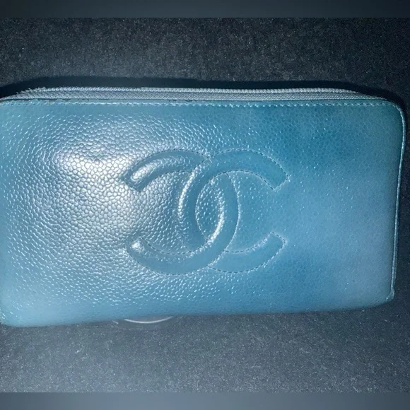 EUC! CHANEL - Blue Caviar Leather CC Timeless Zip Around Organizer Wallet - Picture 8 of 16